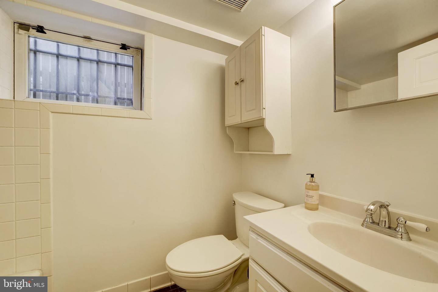 3940 MORRISON ST NW, WASHINGTON, District Of Columbia 20015, 4 Bedrooms Bedrooms, ,3 BathroomsBathrooms,Residential,For sale,3940 MORRISON ST NW,DCDC2242856 MLS # DCDC2242856