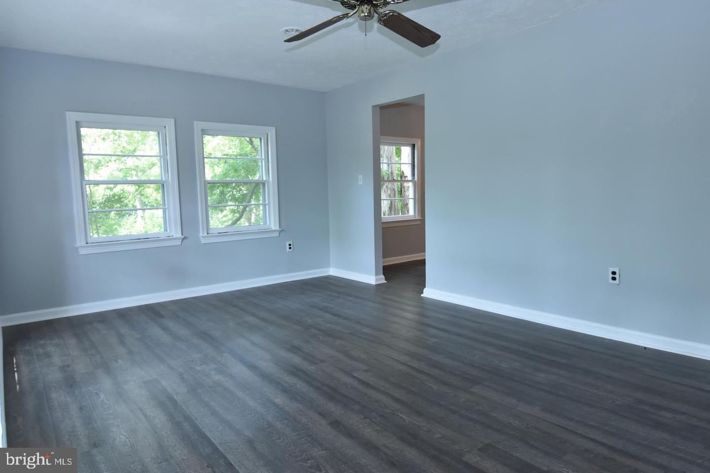 7201 BARRY RD, ALEXANDRIA, Virginia 22315, 3 Bedrooms Bedrooms, ,1 BathroomBathrooms,Residential,For sale,7201 BARRY RD,VAFX2287100 MLS # VAFX2287100