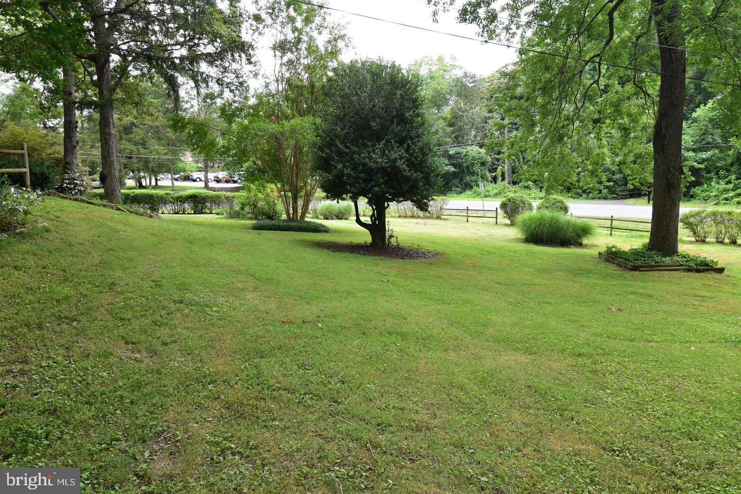 7201 BARRY RD, ALEXANDRIA, Virginia 22315, 3 Bedrooms Bedrooms, ,1 BathroomBathrooms,Residential,For sale,7201 BARRY RD,VAFX2287100 MLS # VAFX2287100