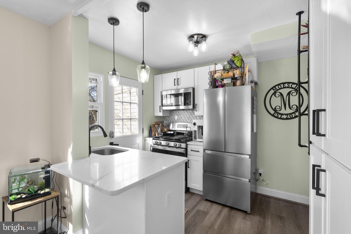 6106 N KINGS HWY, ALEXANDRIA, Virginia 22303, 3 Bedrooms Bedrooms, ,2 BathroomsBathrooms,Residential,For sale,6106 N KINGS HWY,VAFX2288422 MLS # VAFX2288422 6106 N KINGS HWY, ALEXANDRIA, Virginia 22303, 3 Bedrooms Bedrooms, ,2 BathroomsBathrooms,Residential,For sale,6106 N KINGS HWY,VAFX2288422 MLS # VAFX2288422