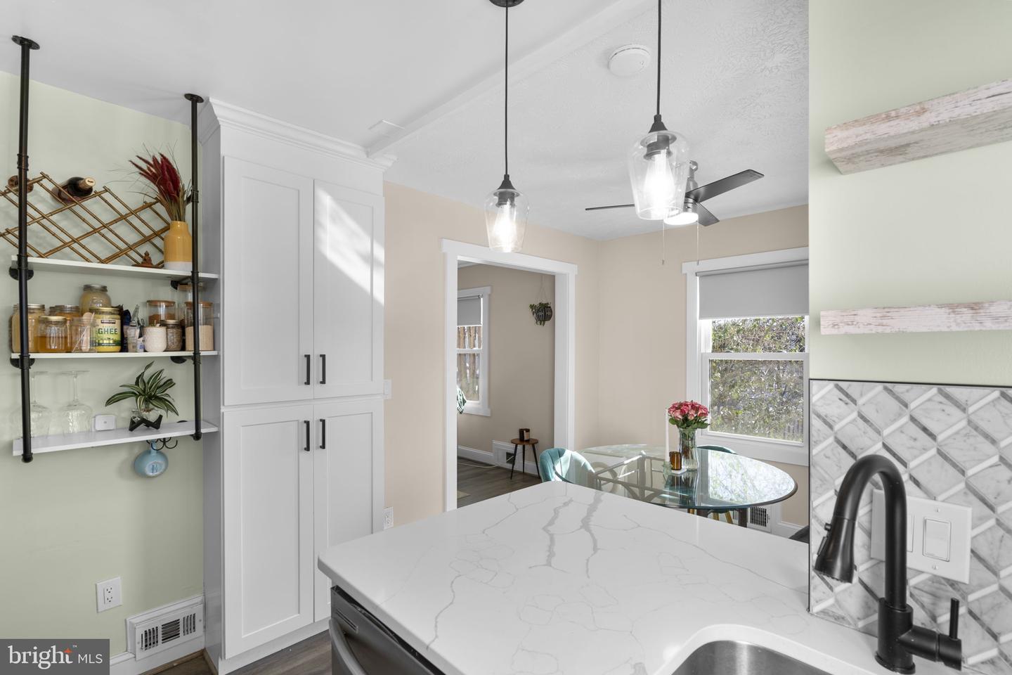 6106 N KINGS HWY, ALEXANDRIA, Virginia 22303, 3 Bedrooms Bedrooms, ,2 BathroomsBathrooms,Residential,For sale,6106 N KINGS HWY,VAFX2288422 MLS # VAFX2288422 6106 N KINGS HWY, ALEXANDRIA, Virginia 22303, 3 Bedrooms Bedrooms, ,2 BathroomsBathrooms,Residential,For sale,6106 N KINGS HWY,VAFX2288422 MLS # VAFX2288422