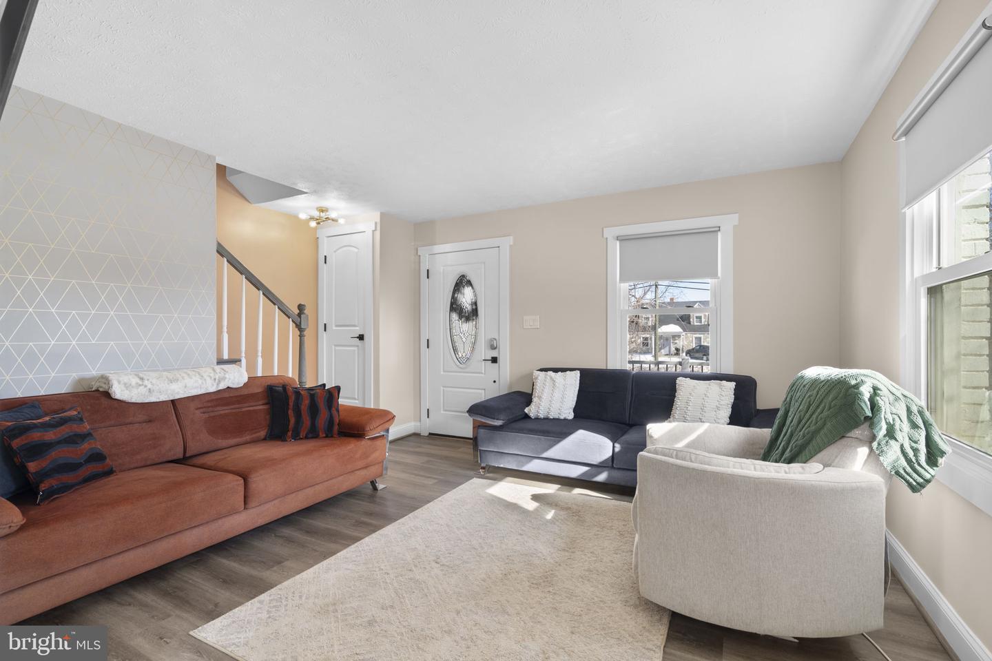 6106 N KINGS HWY, ALEXANDRIA, Virginia 22303, 3 Bedrooms Bedrooms, ,2 BathroomsBathrooms,Residential,For sale,6106 N KINGS HWY,VAFX2288422 MLS # VAFX2288422 6106 N KINGS HWY, ALEXANDRIA, Virginia 22303, 3 Bedrooms Bedrooms, ,2 BathroomsBathrooms,Residential,For sale,6106 N KINGS HWY,VAFX2288422 MLS # VAFX2288422