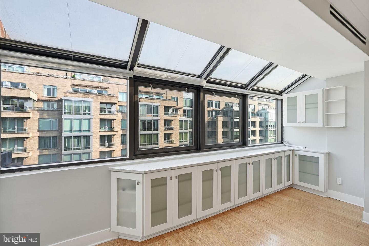 1140 23RD ST NW #1005, WASHINGTON, District Of Columbia 20037, 2 Bedrooms Bedrooms, ,2 BathroomsBathrooms,Residential,For sale,1140 23RD ST NW #1005,DCDC2244258 MLS # DCDC2244258 1140 23RD ST NW #1005, WASHINGTON, District Of Columbia 20037, 2 Bedrooms Bedrooms, ,2 BathroomsBathrooms,Residential,For sale,1140 23RD ST NW #1005,DCDC2244258 MLS # DCDC2244258