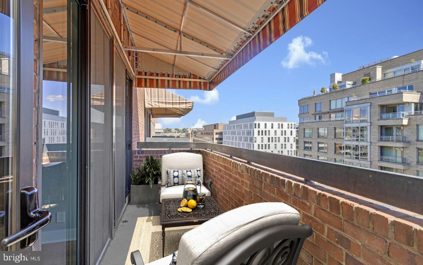 1140 23RD ST NW #1005, WASHINGTON, District Of Columbia 20037, 2 Bedrooms Bedrooms, ,2 BathroomsBathrooms,Residential,For sale,1140 23RD ST NW #1005,DCDC2244258 MLS # DCDC2244258 1140 23RD ST NW #1005, WASHINGTON, District Of Columbia 20037, 2 Bedrooms Bedrooms, ,2 BathroomsBathrooms,Residential,For sale,1140 23RD ST NW #1005,DCDC2244258 MLS # DCDC2244258