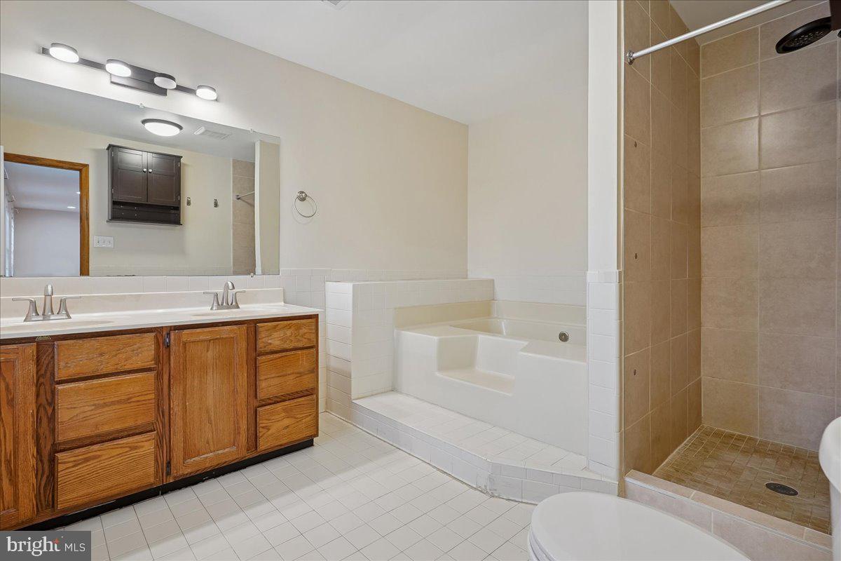 4790 STONEHURST DR, WOODBRIDGE, Virginia 22192, 5 Bedrooms Bedrooms, 9 Rooms Rooms,3 BathroomsBathrooms,Residential,For sale,4790 STONEHURST DR,VAPW2111884 MLS # VAPW2111884 4790 STONEHURST DR, WOODBRIDGE, Virginia 22192, 5 Bedrooms Bedrooms, 9 Rooms Rooms,3 BathroomsBathrooms,Residential,For sale,4790 STONEHURST DR,VAPW2111884 MLS # VAPW2111884