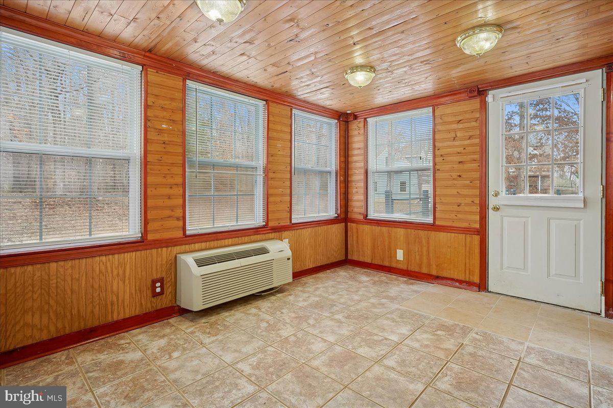 4790 STONEHURST DR, WOODBRIDGE, Virginia 22192, 5 Bedrooms Bedrooms, 9 Rooms Rooms,3 BathroomsBathrooms,Residential,For sale,4790 STONEHURST DR,VAPW2111884 MLS # VAPW2111884 4790 STONEHURST DR, WOODBRIDGE, Virginia 22192, 5 Bedrooms Bedrooms, 9 Rooms Rooms,3 BathroomsBathrooms,Residential,For sale,4790 STONEHURST DR,VAPW2111884 MLS # VAPW2111884