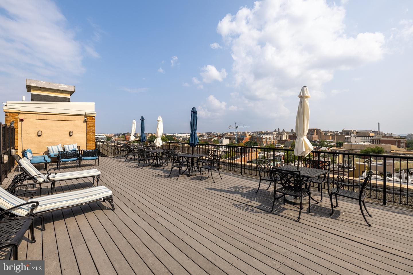 1701 16TH ST NW #322, WASHINGTON, District Of Columbia 20009, 1 Bedroom Bedrooms, ,1 BathroomBathrooms,Residential,For sale,1701 16TH ST NW #322,DCDC2245212 MLS # DCDC2245212