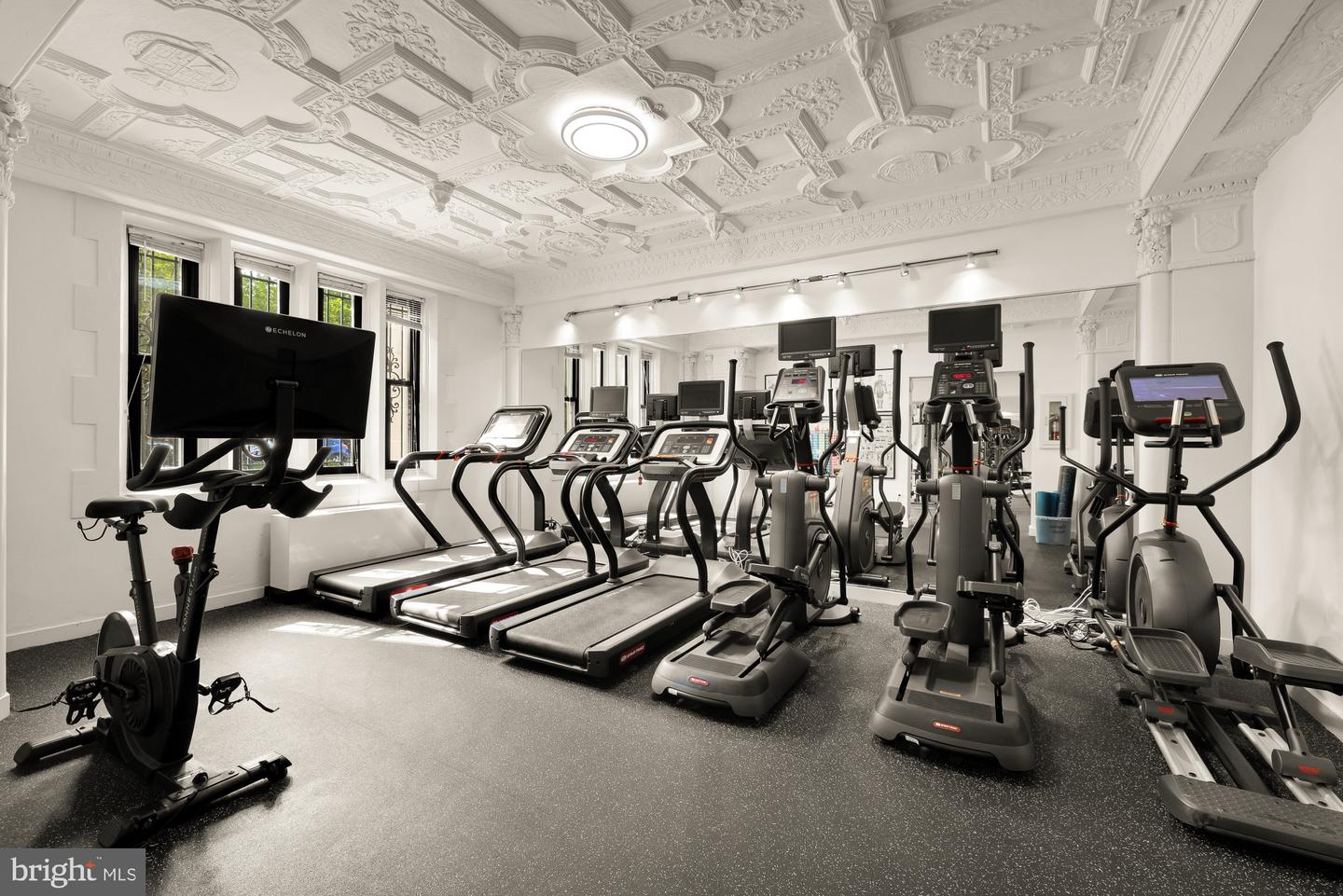 1701 16TH ST NW #322, WASHINGTON, District Of Columbia 20009, 1 Bedroom Bedrooms, ,1 BathroomBathrooms,Residential,For sale,1701 16TH ST NW #322,DCDC2245212 MLS # DCDC2245212