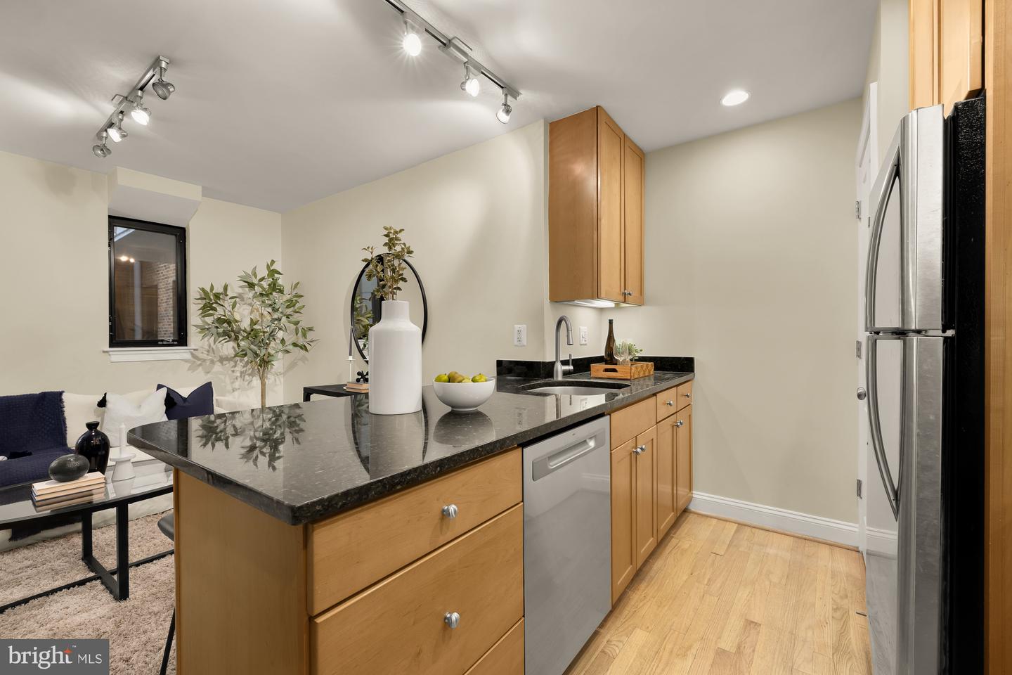 1701 16TH ST NW #322, WASHINGTON, District Of Columbia 20009, 1 Bedroom Bedrooms, ,1 BathroomBathrooms,Residential,For sale,1701 16TH ST NW #322,DCDC2245212 MLS # DCDC2245212