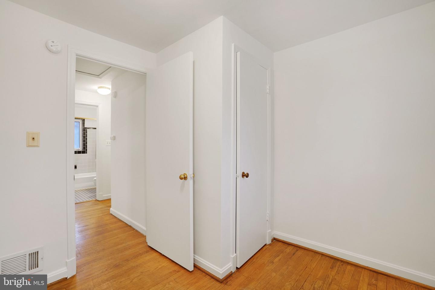 3 E ALEXANDRIA AVE, ALEXANDRIA, Virginia 22301, 3 Bedrooms Bedrooms, ,1 BathroomBathrooms,Residential,For sale,3 E ALEXANDRIA AVE,VAAX2053992 MLS # VAAX2053992 3 E ALEXANDRIA AVE, ALEXANDRIA, Virginia 22301, 3 Bedrooms Bedrooms, ,1 BathroomBathrooms,Residential,For sale,3 E ALEXANDRIA AVE,VAAX2053992 MLS # VAAX2053992
