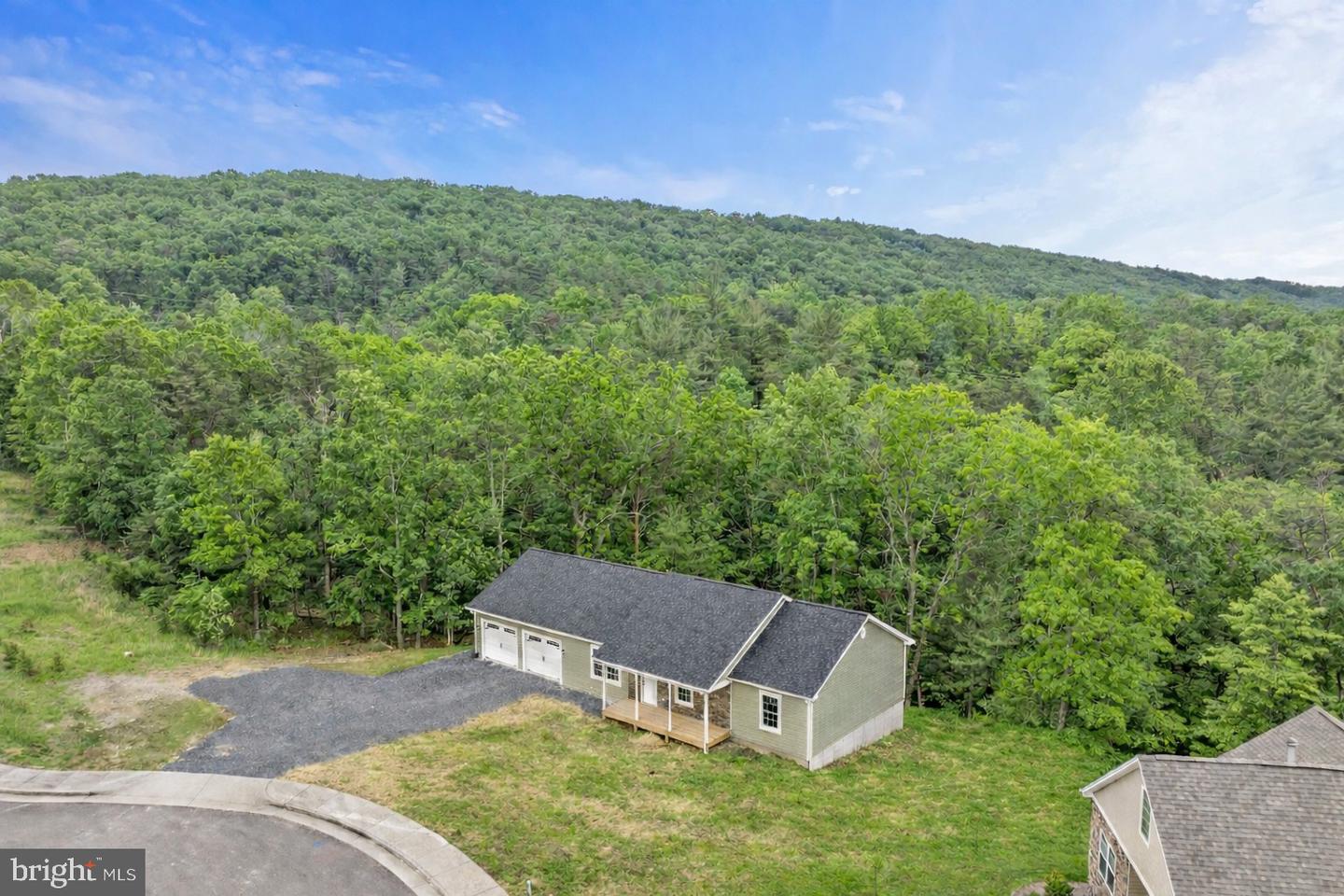 201 CREEK VALLEY DR., BASYE, Virginia 22810, 3 Bedrooms Bedrooms, ,2 BathroomsBathrooms,Residential,For sale,201 CREEK VALLEY DR.,VASH2013564 MLS # VASH2013564