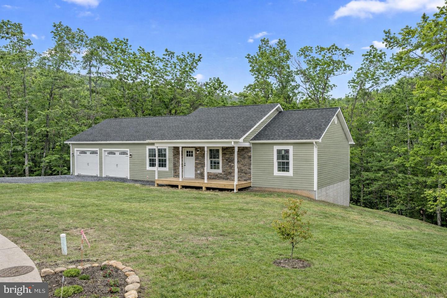 201 CREEK VALLEY DR., BASYE, Virginia 22810, 3 Bedrooms Bedrooms, ,2 BathroomsBathrooms,Residential,For sale,201 CREEK VALLEY DR.,VASH2013564 MLS # VASH2013564