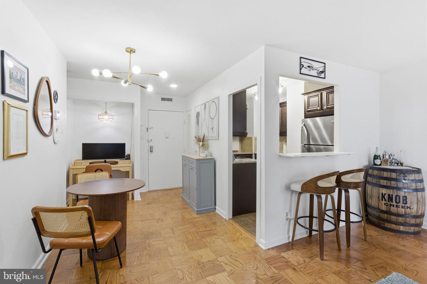 2030 N ADAMS ST #911, ARLINGTON, Virginia 22201, 1 Bedroom Bedrooms, ,1 BathroomBathrooms,Residential,For sale,2030 N ADAMS ST #911,VAAR2068834 MLS # VAAR2068834