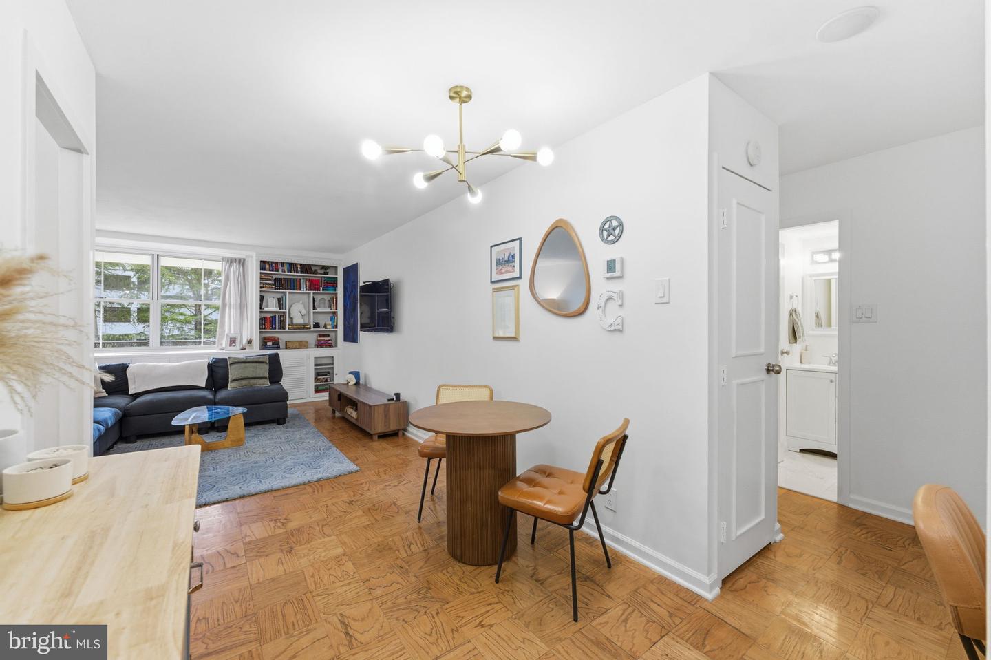 2030 N ADAMS ST #911, ARLINGTON, Virginia 22201, 1 Bedroom Bedrooms, ,1 BathroomBathrooms,Residential,For sale,2030 N ADAMS ST #911,VAAR2068834 MLS # VAAR2068834