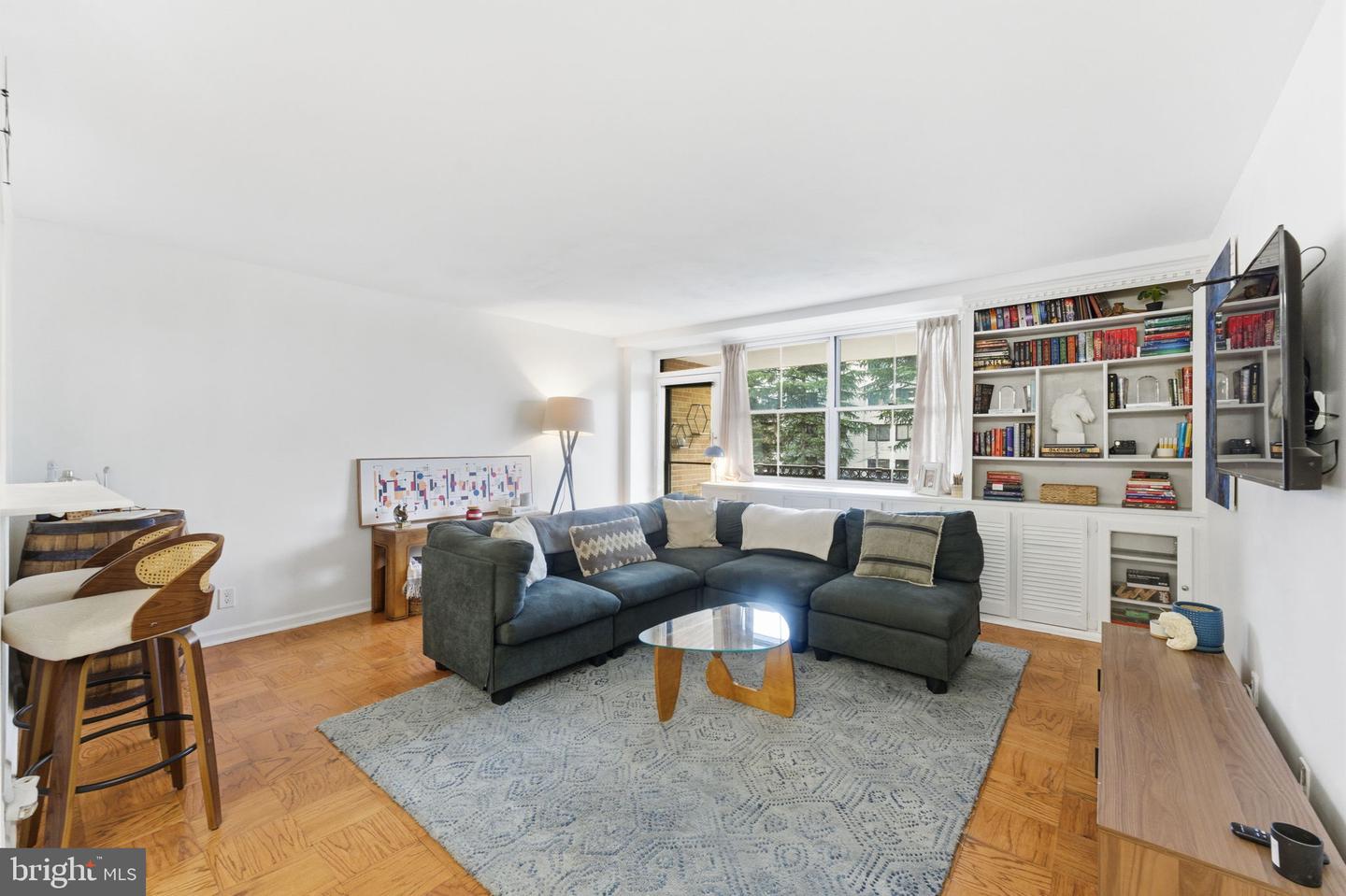 2030 N ADAMS ST #911, ARLINGTON, Virginia 22201, 1 Bedroom Bedrooms, ,1 BathroomBathrooms,Residential,For sale,2030 N ADAMS ST #911,VAAR2068834 MLS # VAAR2068834