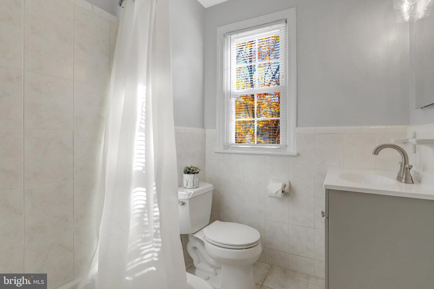 726 S FAYETTE ST #21, ALEXANDRIA, Virginia 22314, 2 Bedrooms Bedrooms, ,1 BathroomBathrooms,Residential,For sale,726 S FAYETTE ST #21,VAAX2054074 MLS # VAAX2054074