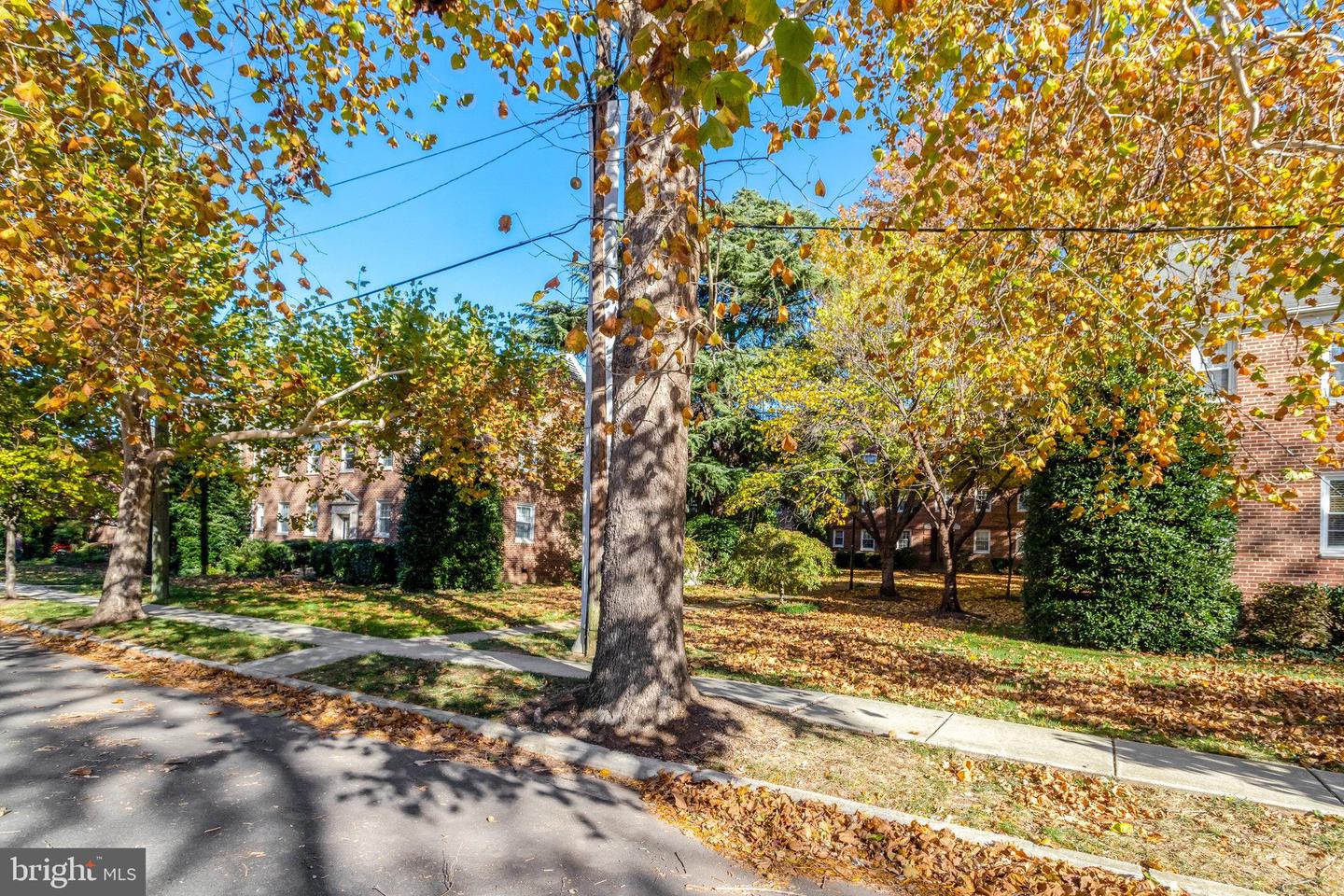 726 S FAYETTE ST #21, ALEXANDRIA, Virginia 22314, 2 Bedrooms Bedrooms, ,1 BathroomBathrooms,Residential,For sale,726 S FAYETTE ST #21,VAAX2054074 MLS # VAAX2054074