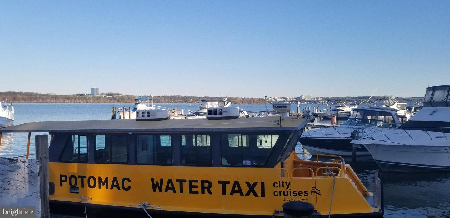 726 S FAYETTE ST #21, ALEXANDRIA, Virginia 22314, 2 Bedrooms Bedrooms, ,1 BathroomBathrooms,Residential,For sale,726 S FAYETTE ST #21,VAAX2054074 MLS # VAAX2054074