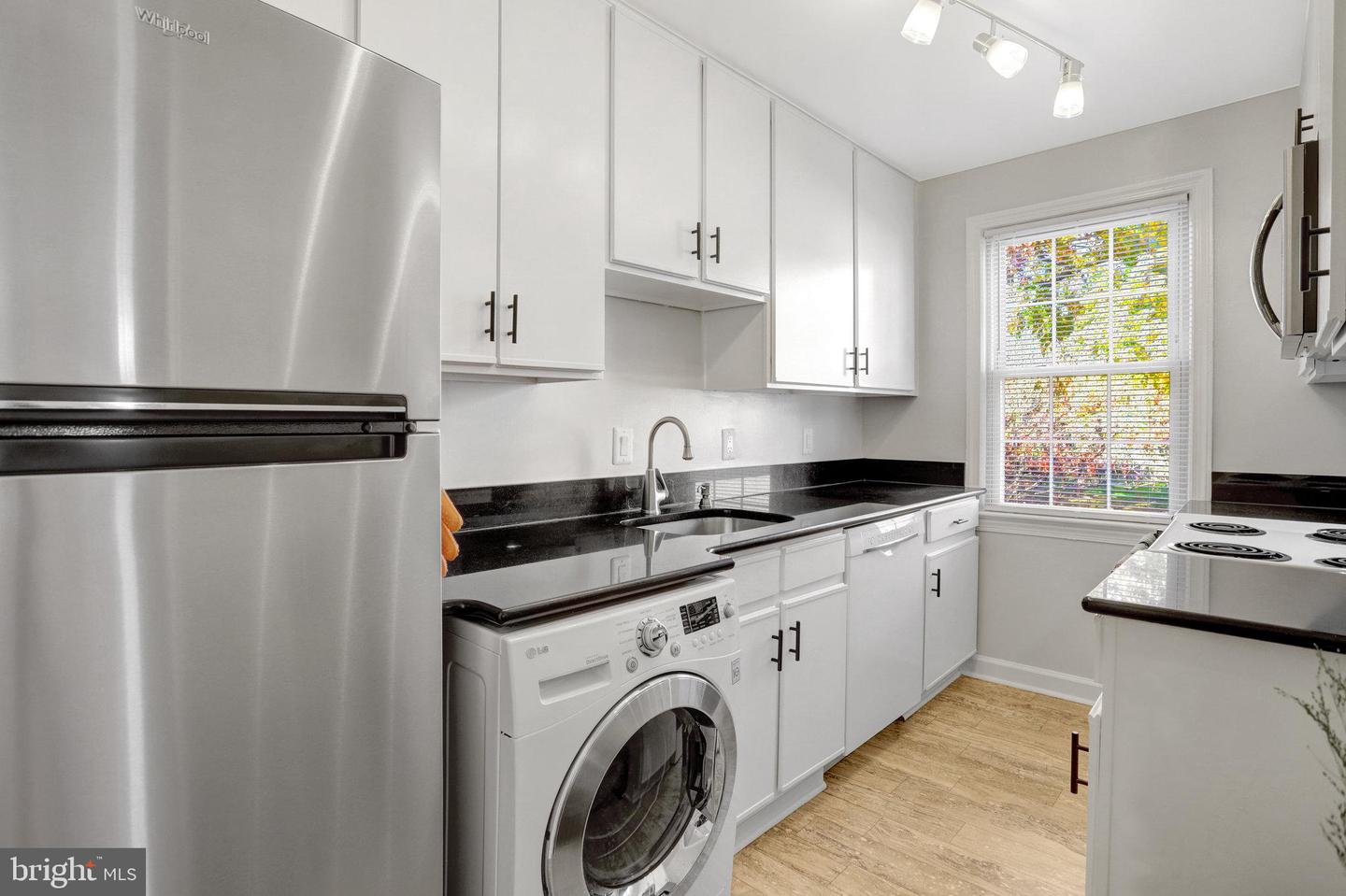 726 S FAYETTE ST #21, ALEXANDRIA, Virginia 22314, 2 Bedrooms Bedrooms, ,1 BathroomBathrooms,Residential,For sale,726 S FAYETTE ST #21,VAAX2054074 MLS # VAAX2054074