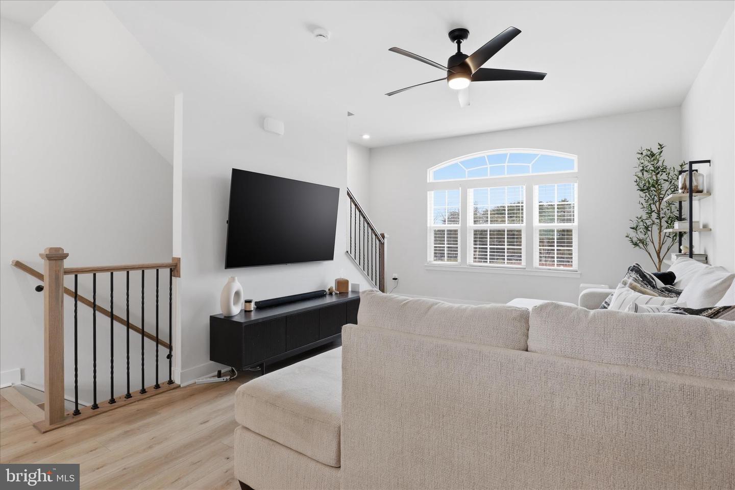 42552 ANTONIA TER, STERLING, Virginia 20166, 3 Bedrooms Bedrooms, ,4 BathroomsBathrooms,Residential,For sale,42552 ANTONIA TER,VALO2115700 MLS # VALO2115700 42552 ANTONIA TER, STERLING, Virginia 20166, 3 Bedrooms Bedrooms, ,4 BathroomsBathrooms,Residential,For sale,42552 ANTONIA TER,VALO2115700 MLS # VALO2115700