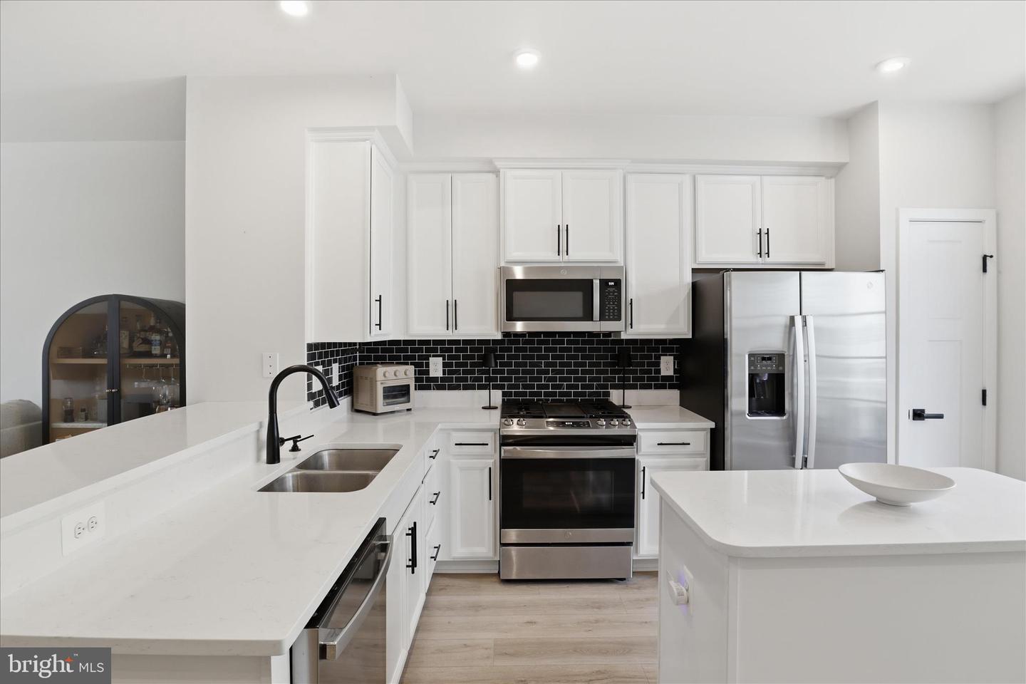 42552 ANTONIA TER, STERLING, Virginia 20166, 3 Bedrooms Bedrooms, ,4 BathroomsBathrooms,Residential,For sale,42552 ANTONIA TER,VALO2115700 MLS # VALO2115700 42552 ANTONIA TER, STERLING, Virginia 20166, 3 Bedrooms Bedrooms, ,4 BathroomsBathrooms,Residential,For sale,42552 ANTONIA TER,VALO2115700 MLS # VALO2115700