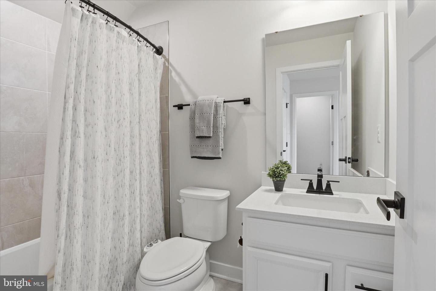 42552 ANTONIA TER, STERLING, Virginia 20166, 3 Bedrooms Bedrooms, ,4 BathroomsBathrooms,Residential,For sale,42552 ANTONIA TER,VALO2115700 MLS # VALO2115700 42552 ANTONIA TER, STERLING, Virginia 20166, 3 Bedrooms Bedrooms, ,4 BathroomsBathrooms,Residential,For sale,42552 ANTONIA TER,VALO2115700 MLS # VALO2115700