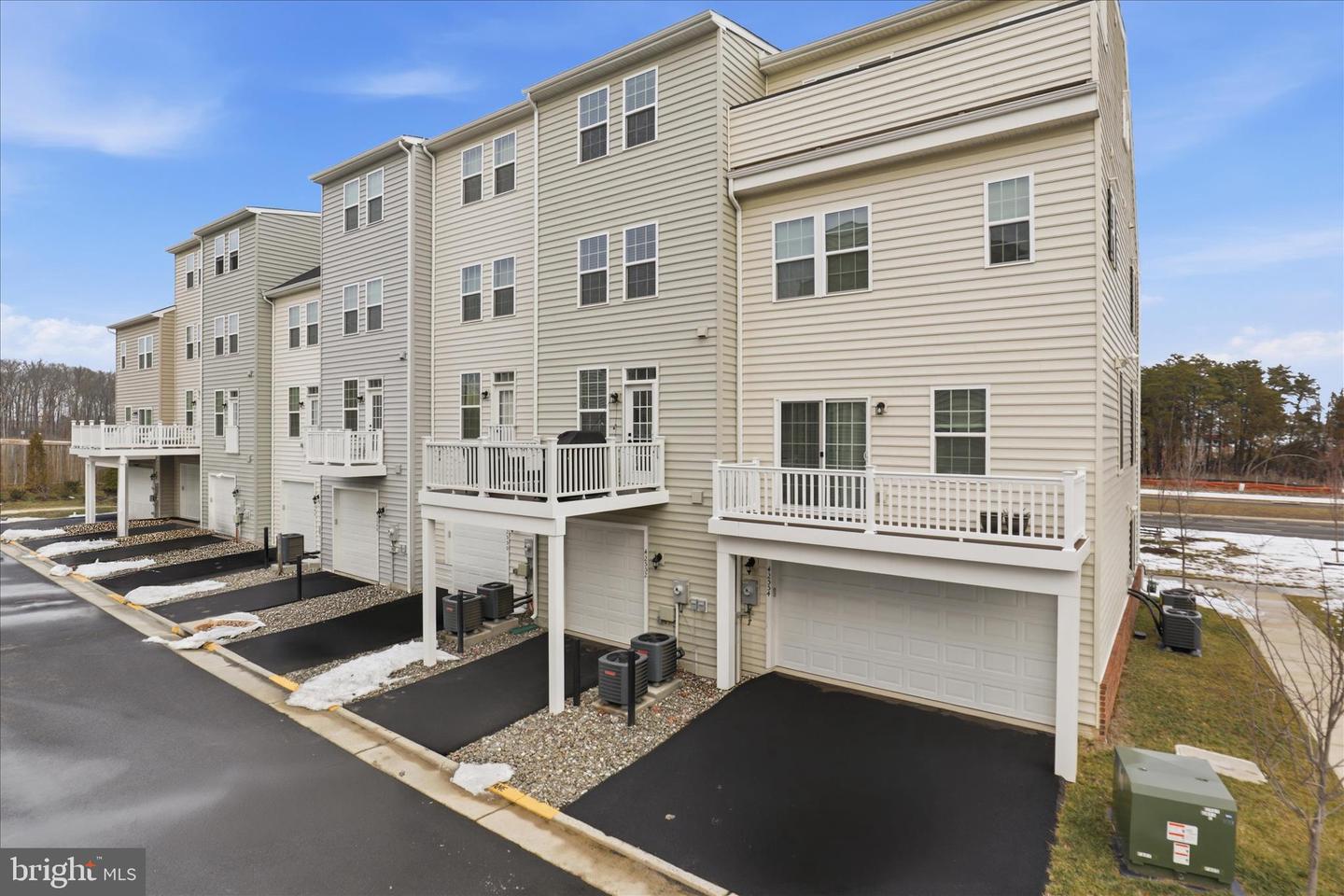 42552 ANTONIA TER, STERLING, Virginia 20166, 3 Bedrooms Bedrooms, ,4 BathroomsBathrooms,Residential,For sale,42552 ANTONIA TER,VALO2115700 MLS # VALO2115700 42552 ANTONIA TER, STERLING, Virginia 20166, 3 Bedrooms Bedrooms, ,4 BathroomsBathrooms,Residential,For sale,42552 ANTONIA TER,VALO2115700 MLS # VALO2115700