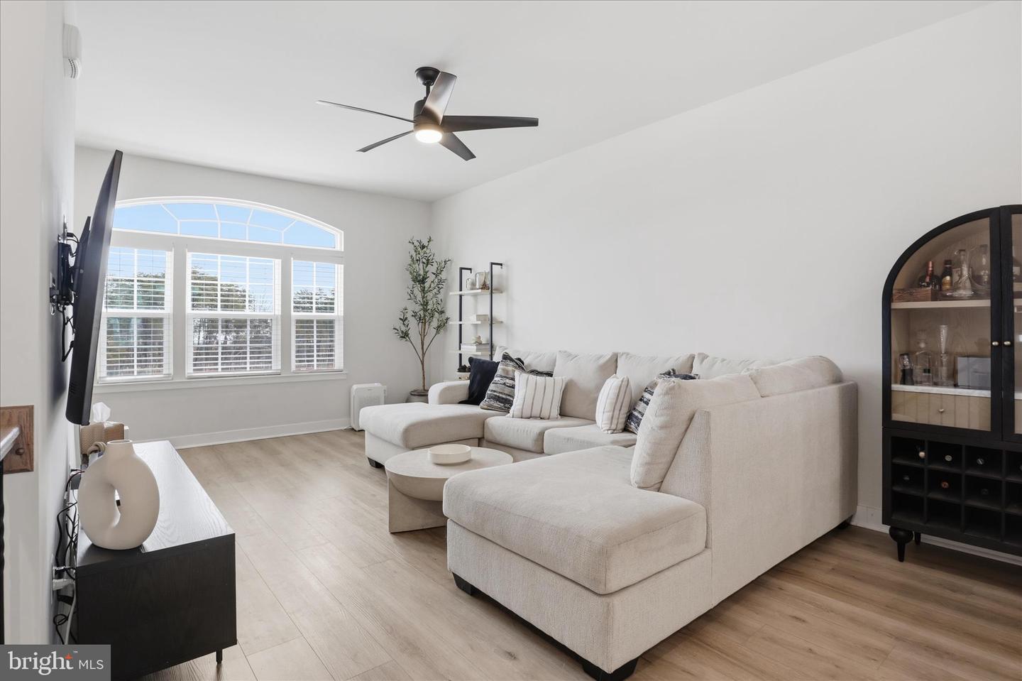 42552 ANTONIA TER, STERLING, Virginia 20166, 3 Bedrooms Bedrooms, ,4 BathroomsBathrooms,Residential,For sale,42552 ANTONIA TER,VALO2115700 MLS # VALO2115700 42552 ANTONIA TER, STERLING, Virginia 20166, 3 Bedrooms Bedrooms, ,4 BathroomsBathrooms,Residential,For sale,42552 ANTONIA TER,VALO2115700 MLS # VALO2115700