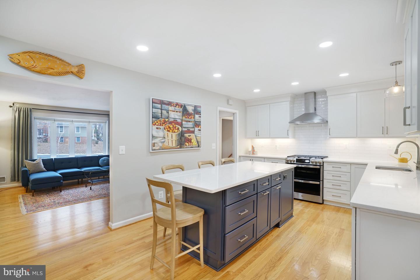 8921 BRAEBURN DR, ANNANDALE, Virginia 22003, 5 Bedrooms Bedrooms, ,3 BathroomsBathrooms,Residential,For sale,8921 BRAEBURN DR,VAFX2290436 MLS # VAFX2290436