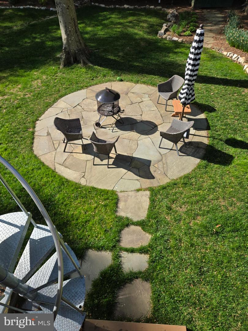 8921 BRAEBURN DR, ANNANDALE, Virginia 22003, 5 Bedrooms Bedrooms, ,3 BathroomsBathrooms,Residential,For sale,8921 BRAEBURN DR,VAFX2290436 MLS # VAFX2290436