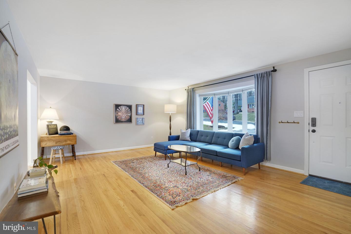 8921 BRAEBURN DR, ANNANDALE, Virginia 22003, 5 Bedrooms Bedrooms, ,3 BathroomsBathrooms,Residential,For sale,8921 BRAEBURN DR,VAFX2290436 MLS # VAFX2290436