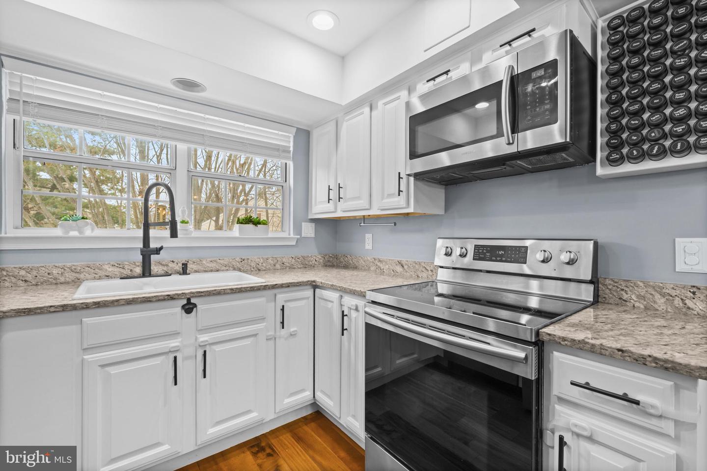 3804 GREEN RIDGE CT #301, FAIRFAX, Virginia 22033, 2 Bedrooms Bedrooms, ,2 BathroomsBathrooms,Residential,For sale,3804 GREEN RIDGE CT #301,VAFX2290448 MLS # VAFX2290448