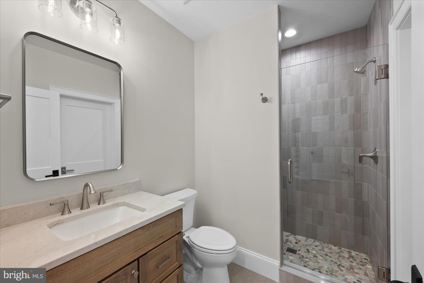 6804 MONTOUR DR, FALLS CHURCH, Virginia 22043, 6 Bedrooms Bedrooms, ,6 BathroomsBathrooms,Residential,For sale,6804 MONTOUR DR,VAFX2290452 MLS # VAFX2290452