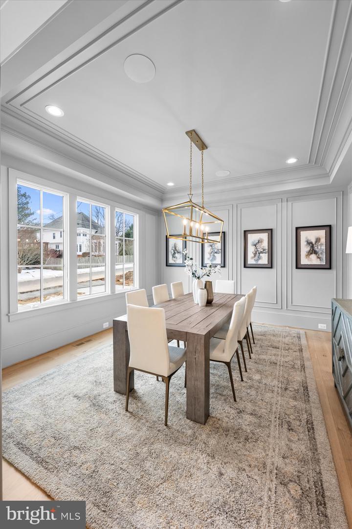 6804 MONTOUR DR, FALLS CHURCH, Virginia 22043, 6 Bedrooms Bedrooms, ,6 BathroomsBathrooms,Residential,For sale,6804 MONTOUR DR,VAFX2290452 MLS # VAFX2290452