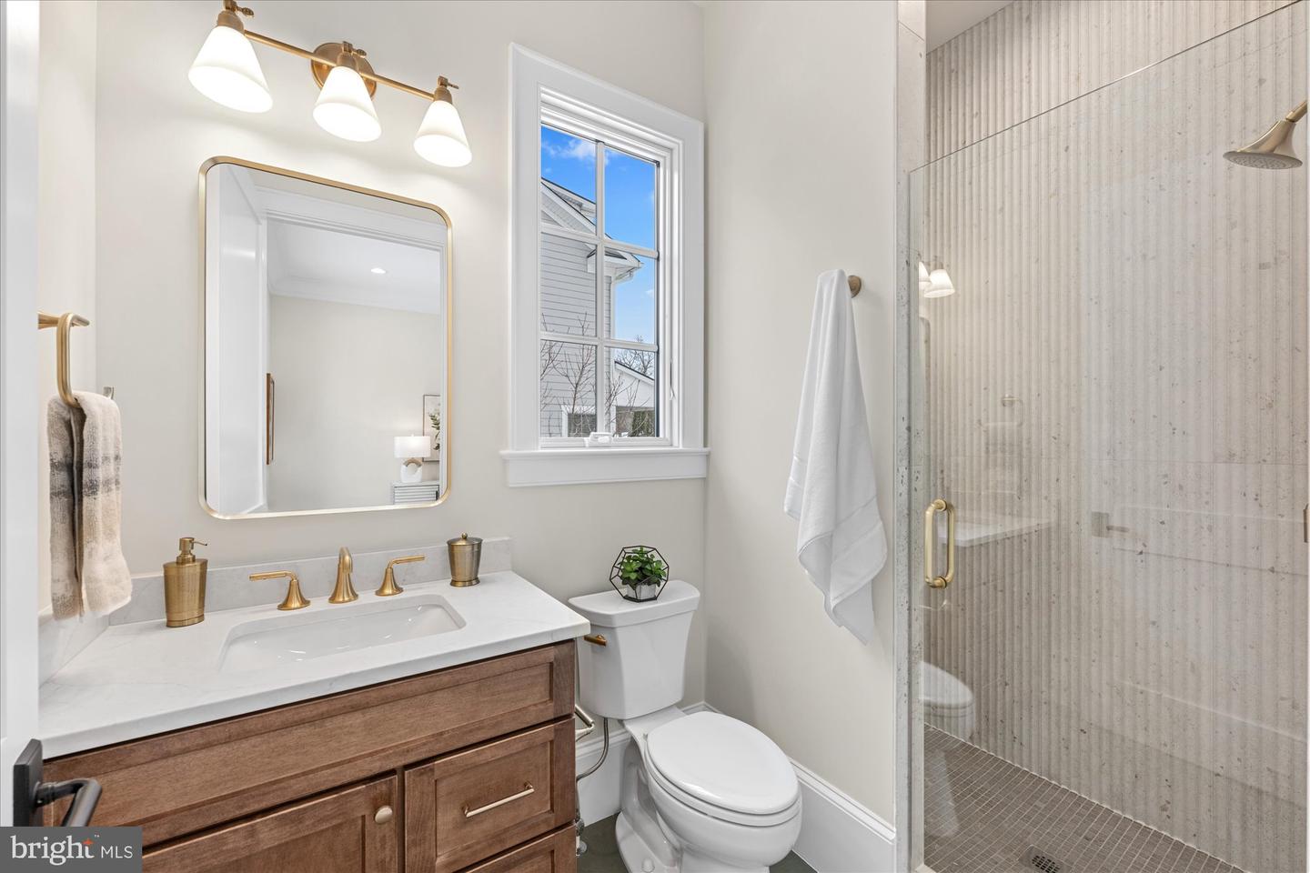 6804 MONTOUR DR, FALLS CHURCH, Virginia 22043, 6 Bedrooms Bedrooms, ,6 BathroomsBathrooms,Residential,For sale,6804 MONTOUR DR,VAFX2290452 MLS # VAFX2290452