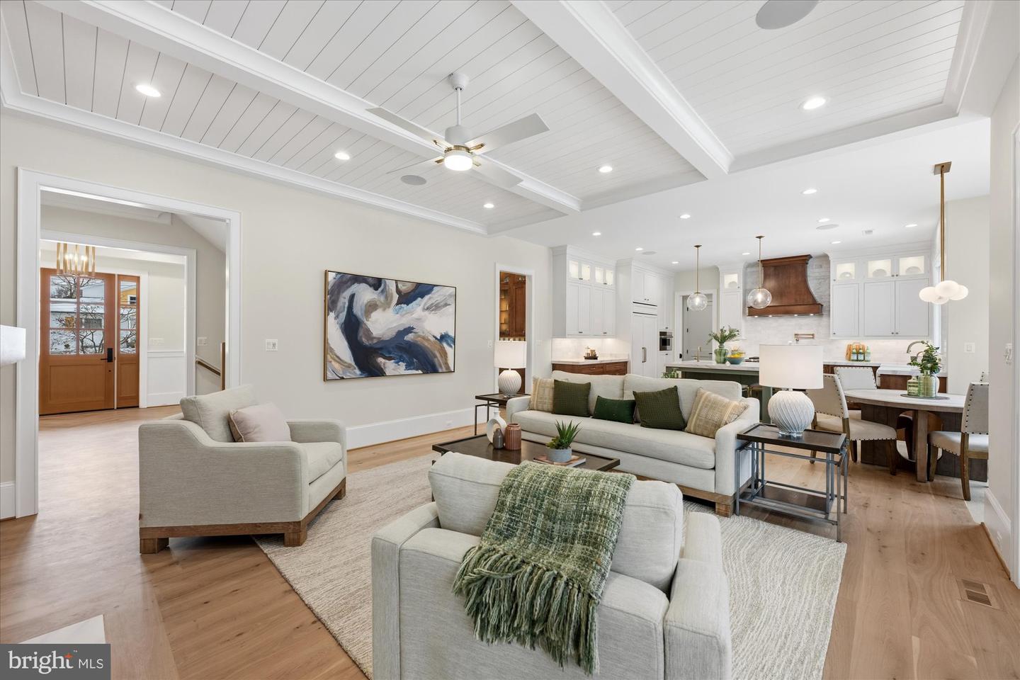 6804 MONTOUR DR, FALLS CHURCH, Virginia 22043, 6 Bedrooms Bedrooms, ,6 BathroomsBathrooms,Residential,For sale,6804 MONTOUR DR,VAFX2290452 MLS # VAFX2290452