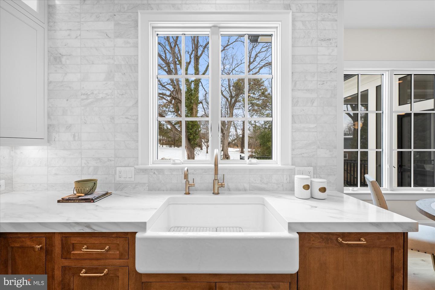 6804 MONTOUR DR, FALLS CHURCH, Virginia 22043, 6 Bedrooms Bedrooms, ,6 BathroomsBathrooms,Residential,For sale,6804 MONTOUR DR,VAFX2290452 MLS # VAFX2290452