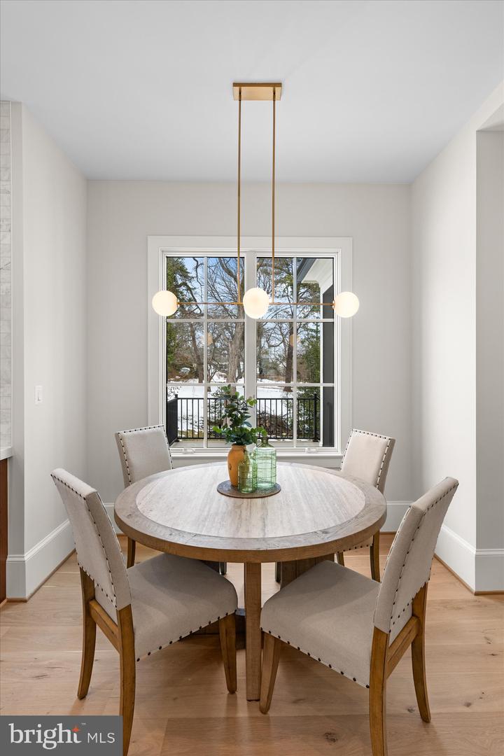 6804 MONTOUR DR, FALLS CHURCH, Virginia 22043, 6 Bedrooms Bedrooms, ,6 BathroomsBathrooms,Residential,For sale,6804 MONTOUR DR,VAFX2290452 MLS # VAFX2290452