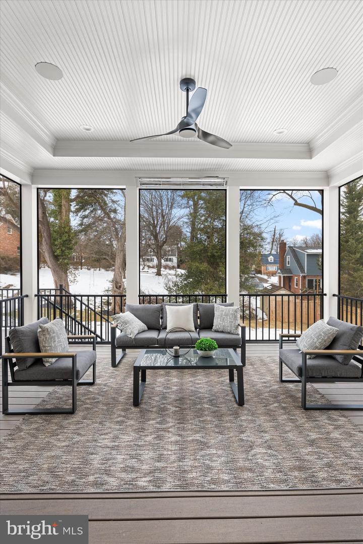 6804 MONTOUR DR, FALLS CHURCH, Virginia 22043, 6 Bedrooms Bedrooms, ,6 BathroomsBathrooms,Residential,For sale,6804 MONTOUR DR,VAFX2290452 MLS # VAFX2290452