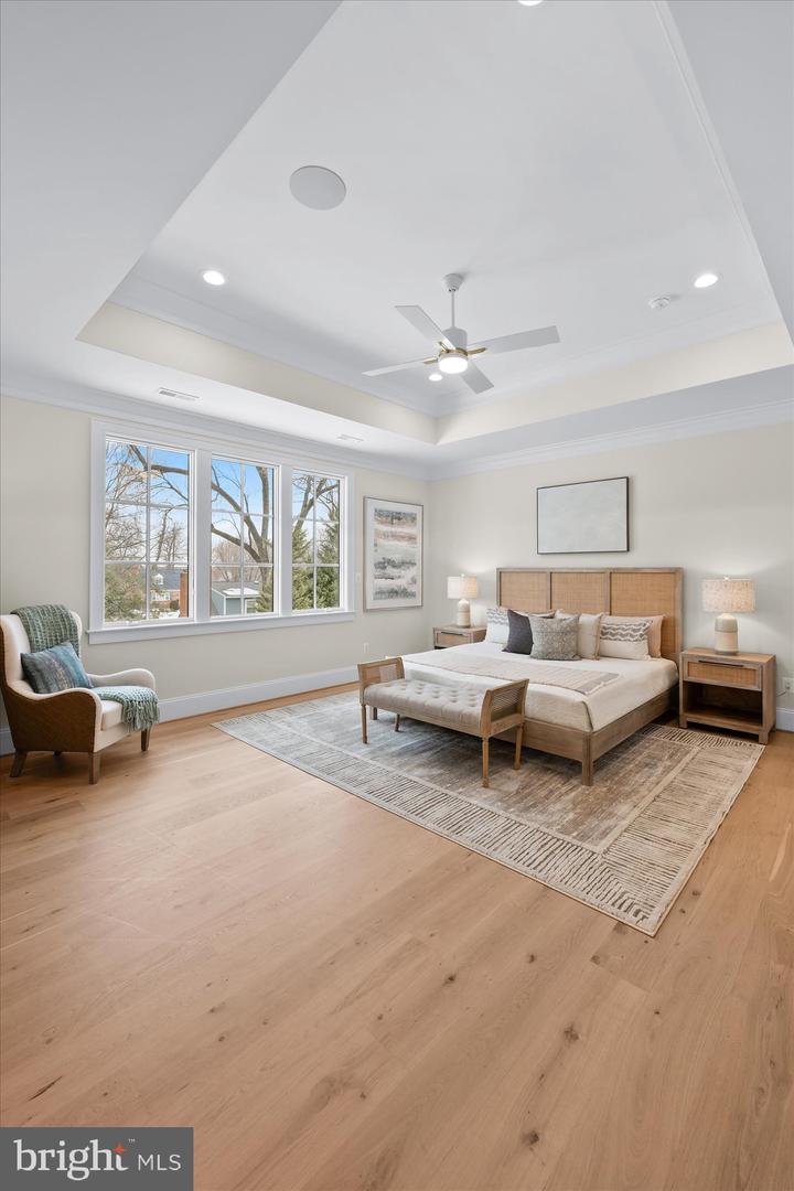 6804 MONTOUR DR, FALLS CHURCH, Virginia 22043, 6 Bedrooms Bedrooms, ,6 BathroomsBathrooms,Residential,For sale,6804 MONTOUR DR,VAFX2290452 MLS # VAFX2290452