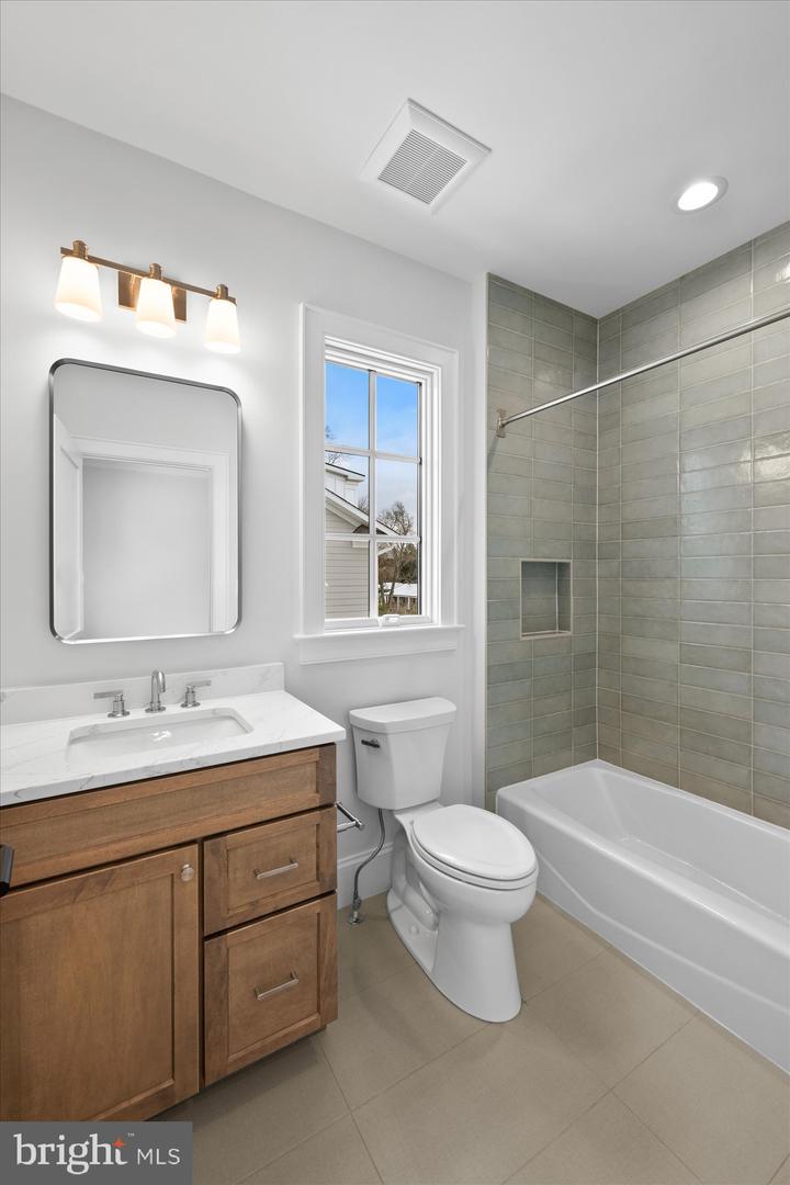 6804 MONTOUR DR, FALLS CHURCH, Virginia 22043, 6 Bedrooms Bedrooms, ,6 BathroomsBathrooms,Residential,For sale,6804 MONTOUR DR,VAFX2290452 MLS # VAFX2290452