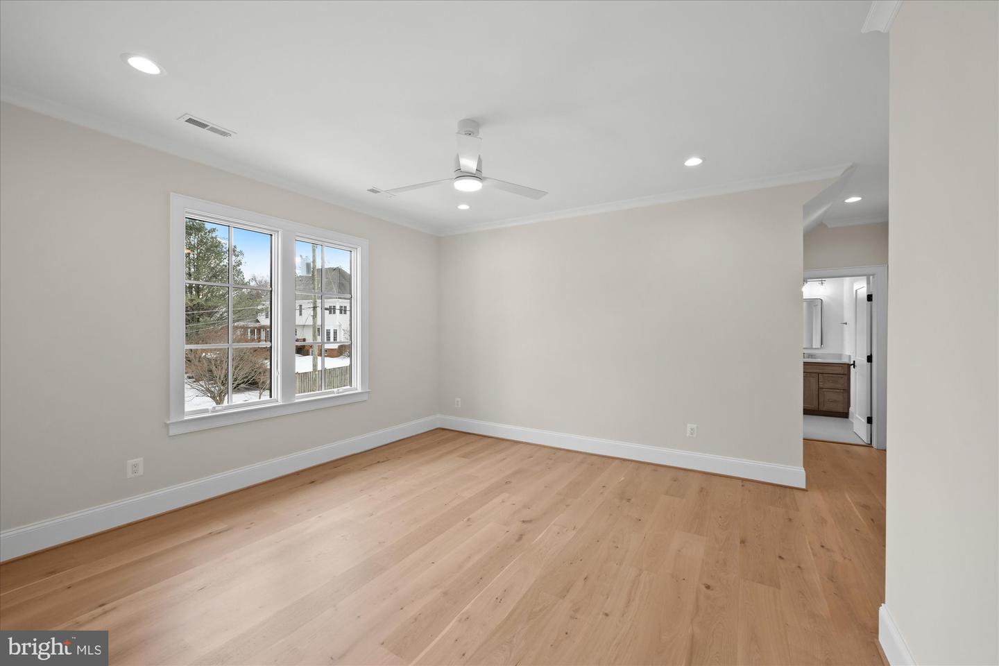 6804 MONTOUR DR, FALLS CHURCH, Virginia 22043, 6 Bedrooms Bedrooms, ,6 BathroomsBathrooms,Residential,For sale,6804 MONTOUR DR,VAFX2290452 MLS # VAFX2290452