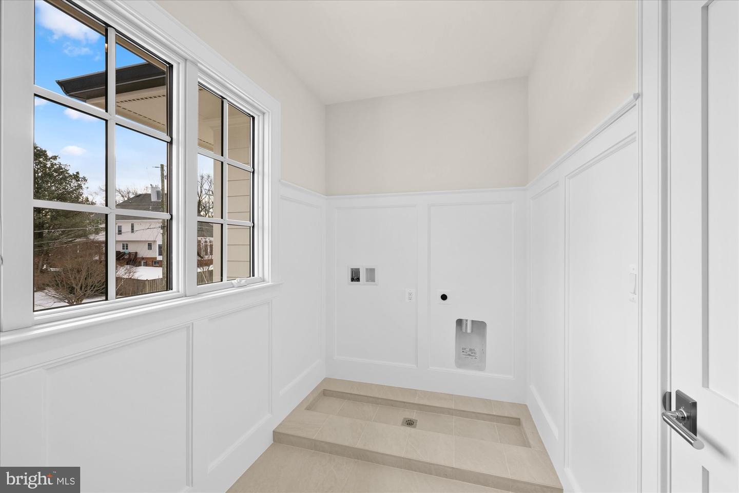 6804 MONTOUR DR, FALLS CHURCH, Virginia 22043, 6 Bedrooms Bedrooms, ,6 BathroomsBathrooms,Residential,For sale,6804 MONTOUR DR,VAFX2290452 MLS # VAFX2290452