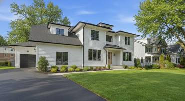 6804 MONTOUR DR, FALLS CHURCH, Virginia 22043, 6 Bedrooms Bedrooms, ,6 BathroomsBathrooms,Residential,For sale,6804 MONTOUR DR,VAFX2290452 MLS # VAFX2290452