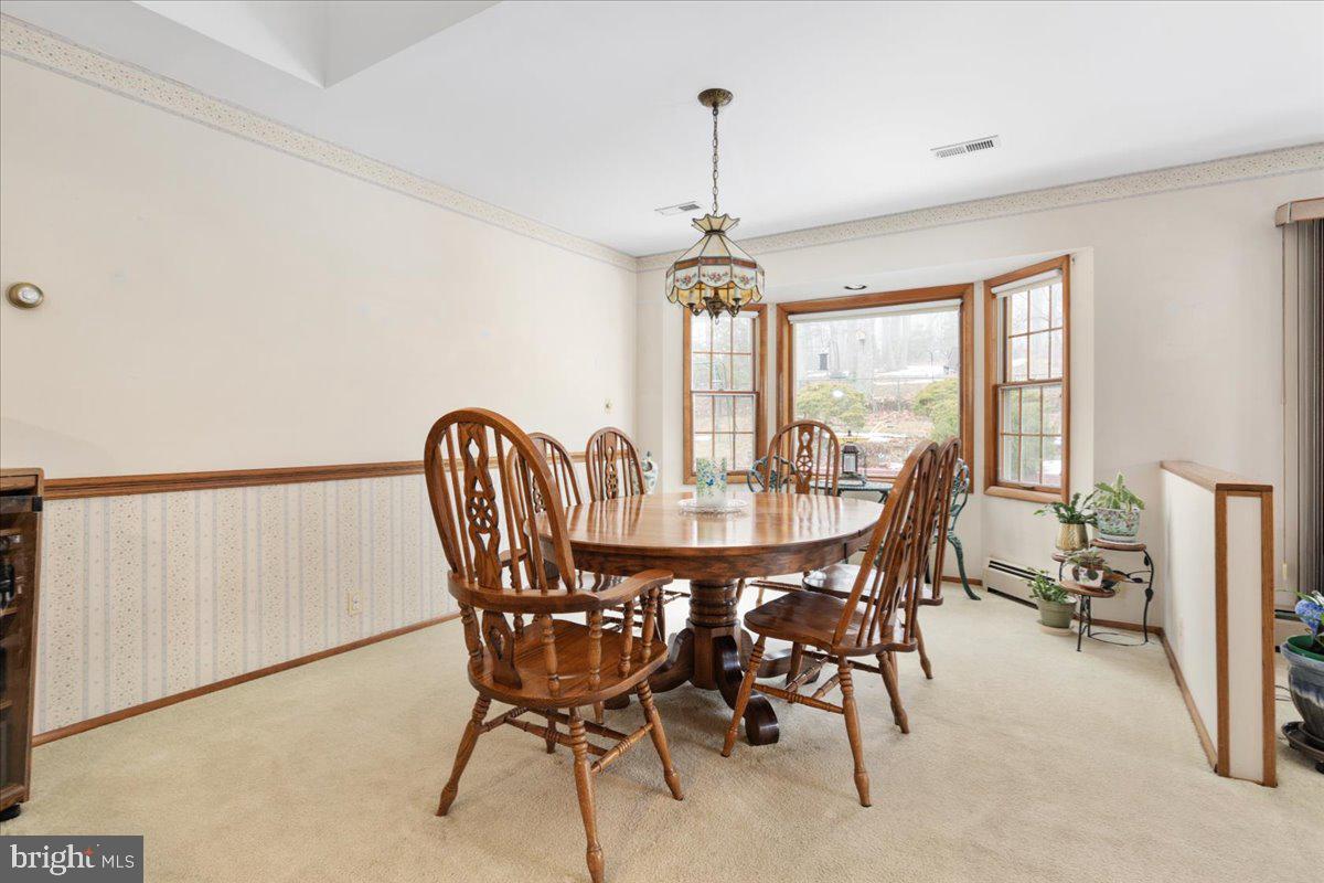 6670 KELLY RD, WARRENTON, Virginia 20187, 5 Bedrooms Bedrooms, 17 Rooms Rooms,3 BathroomsBathrooms,Residential,For sale,6670 KELLY RD,VAFQ2020534 MLS # VAFQ2020534