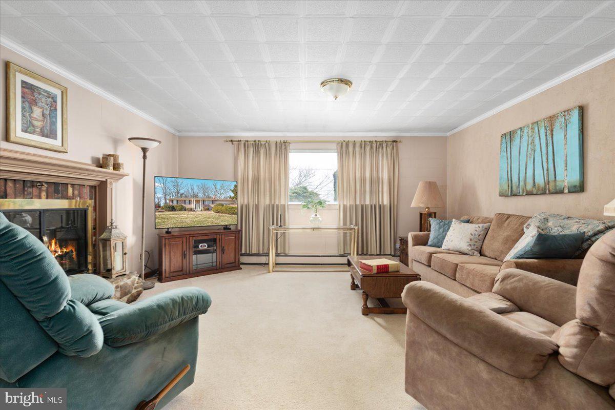 6670 KELLY RD, WARRENTON, Virginia 20187, 5 Bedrooms Bedrooms, 17 Rooms Rooms,3 BathroomsBathrooms,Residential,For sale,6670 KELLY RD,VAFQ2020534 MLS # VAFQ2020534