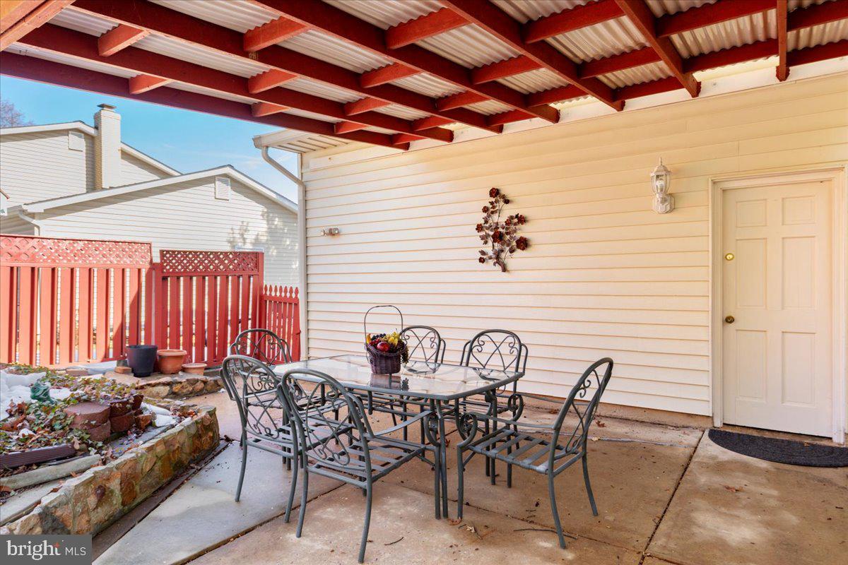 6670 KELLY RD, WARRENTON, Virginia 20187, 5 Bedrooms Bedrooms, 17 Rooms Rooms,3 BathroomsBathrooms,Residential,For sale,6670 KELLY RD,VAFQ2020534 MLS # VAFQ2020534