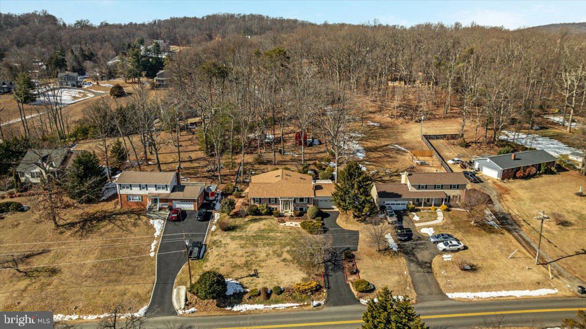 6670 KELLY RD, WARRENTON, Virginia 20187, 5 Bedrooms Bedrooms, 17 Rooms Rooms,3 BathroomsBathrooms,Residential,For sale,6670 KELLY RD,VAFQ2020534 MLS # VAFQ2020534