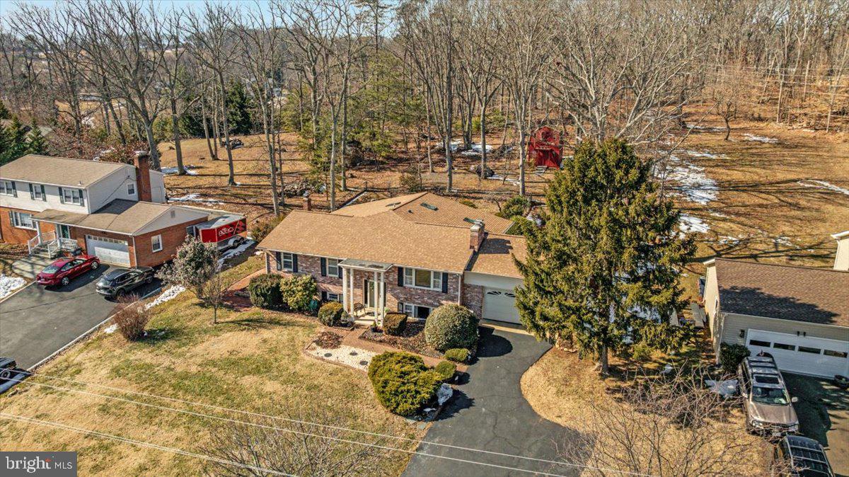 6670 KELLY RD, WARRENTON, Virginia 20187, 5 Bedrooms Bedrooms, 17 Rooms Rooms,3 BathroomsBathrooms,Residential,For sale,6670 KELLY RD,VAFQ2020534 MLS # VAFQ2020534