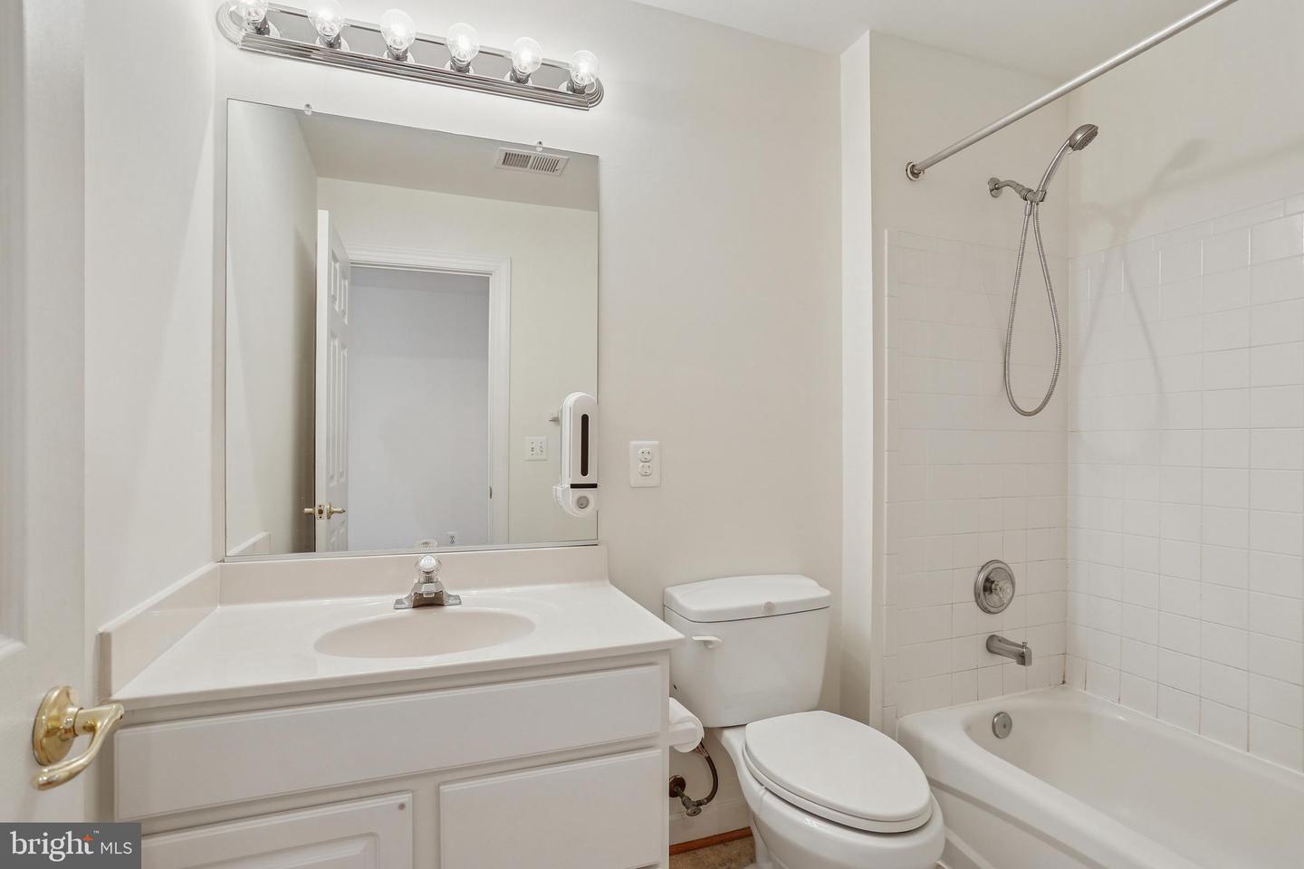 6064 DUNNBROOK TER, HAYMARKET, Virginia 20169, 5 Bedrooms Bedrooms, ,3 BathroomsBathrooms,Residential,For sale,6064 DUNNBROOK TER,VAPW2112316 MLS # VAPW2112316